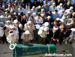 Cenaze de Dikkat Edilmesi Gereken Edepler